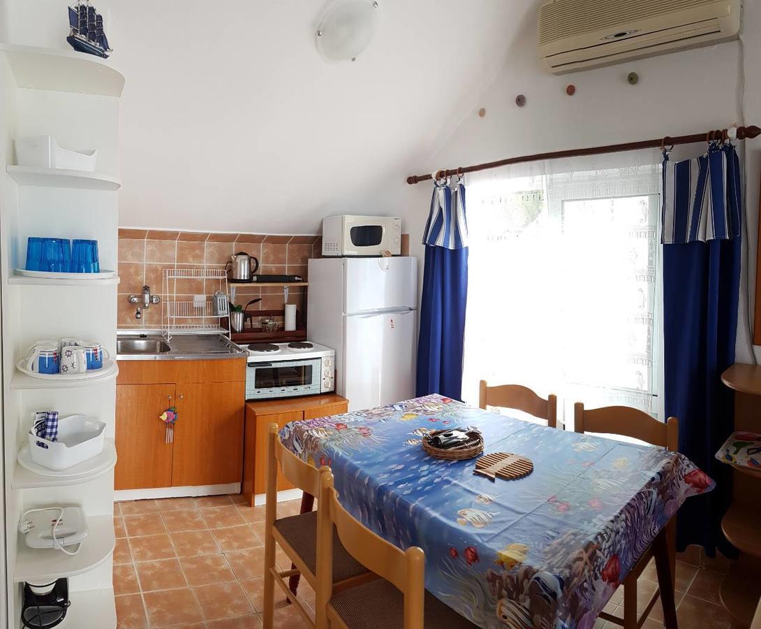 Apartment "I Love Njivice" Херцег Нови Екстериор снимка
